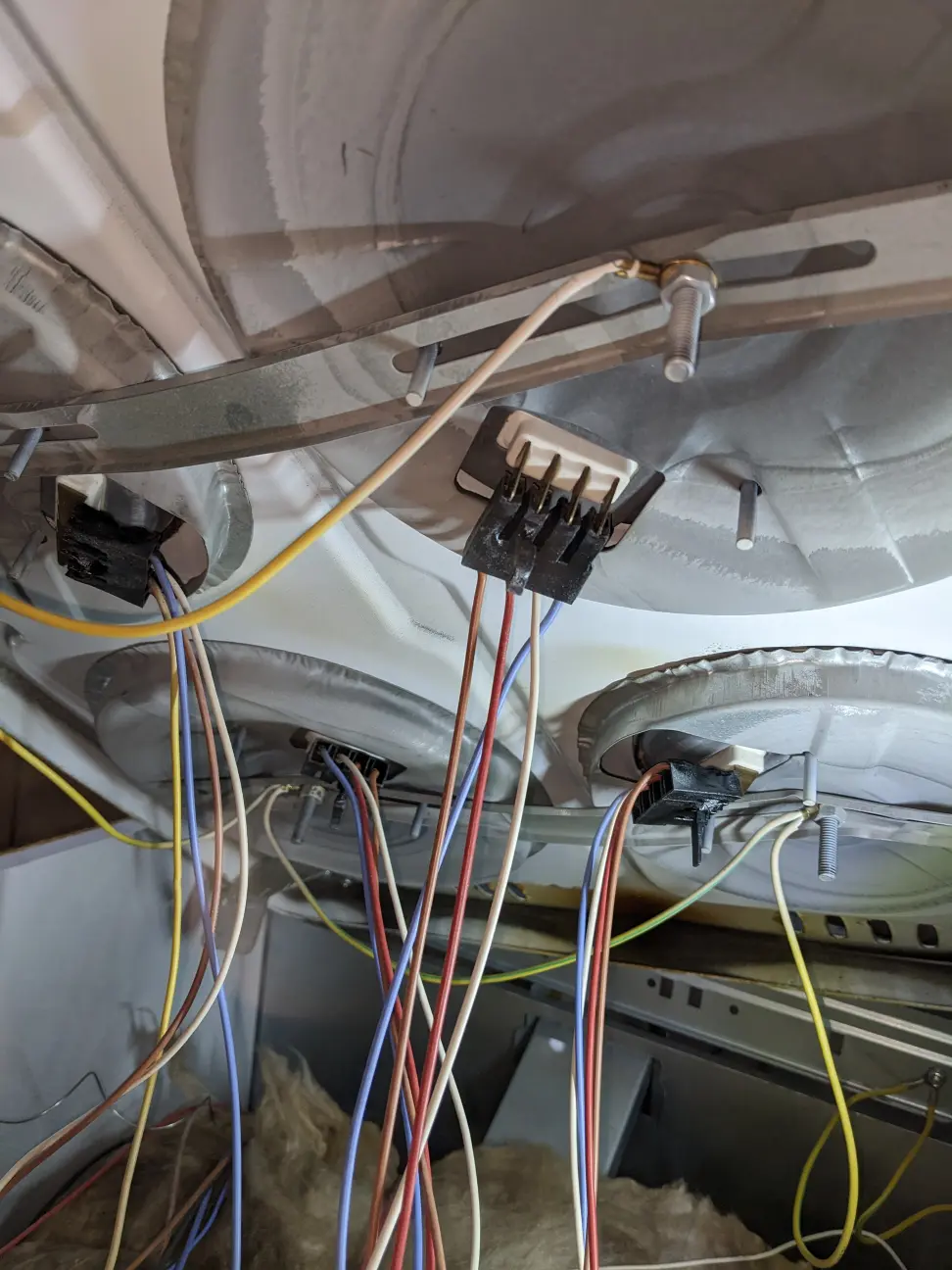 image-of-a-cooker-being-repaired